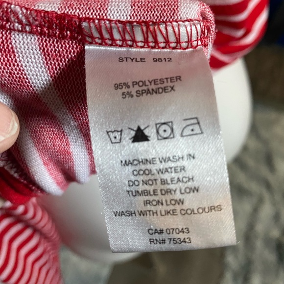 Cynthia Rowley Women’s Red and White Striped Top - Picture 5 of 6
